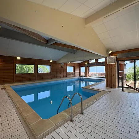 3 Pieces, Piscine Interieure, Parking, Proche Centre A - Fr-1-560-27 Apartamento *